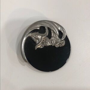 Vintage ‘80s Pewter/Glass Brooch 🇨🇦 made
